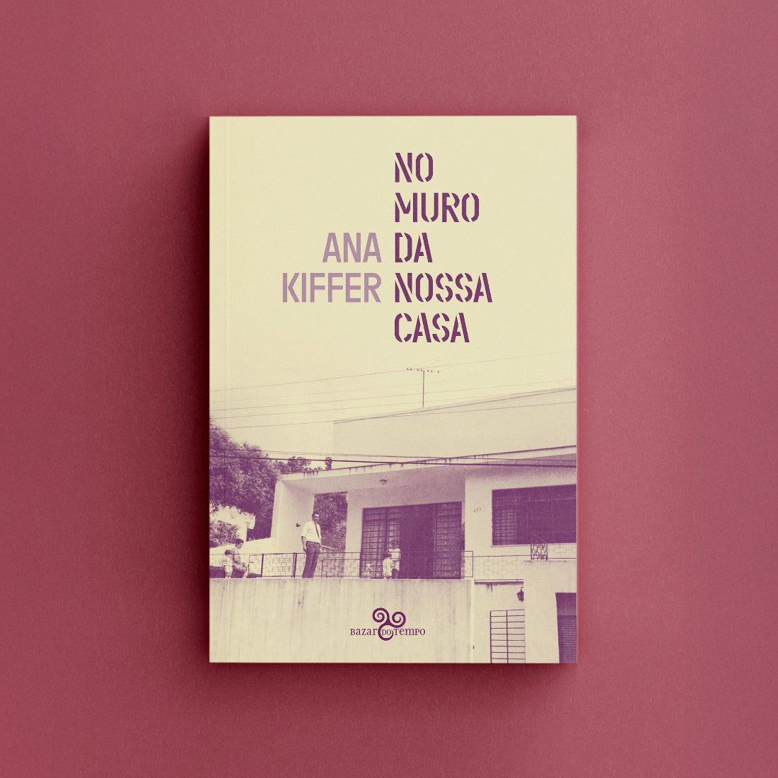 No muro da nossa casa